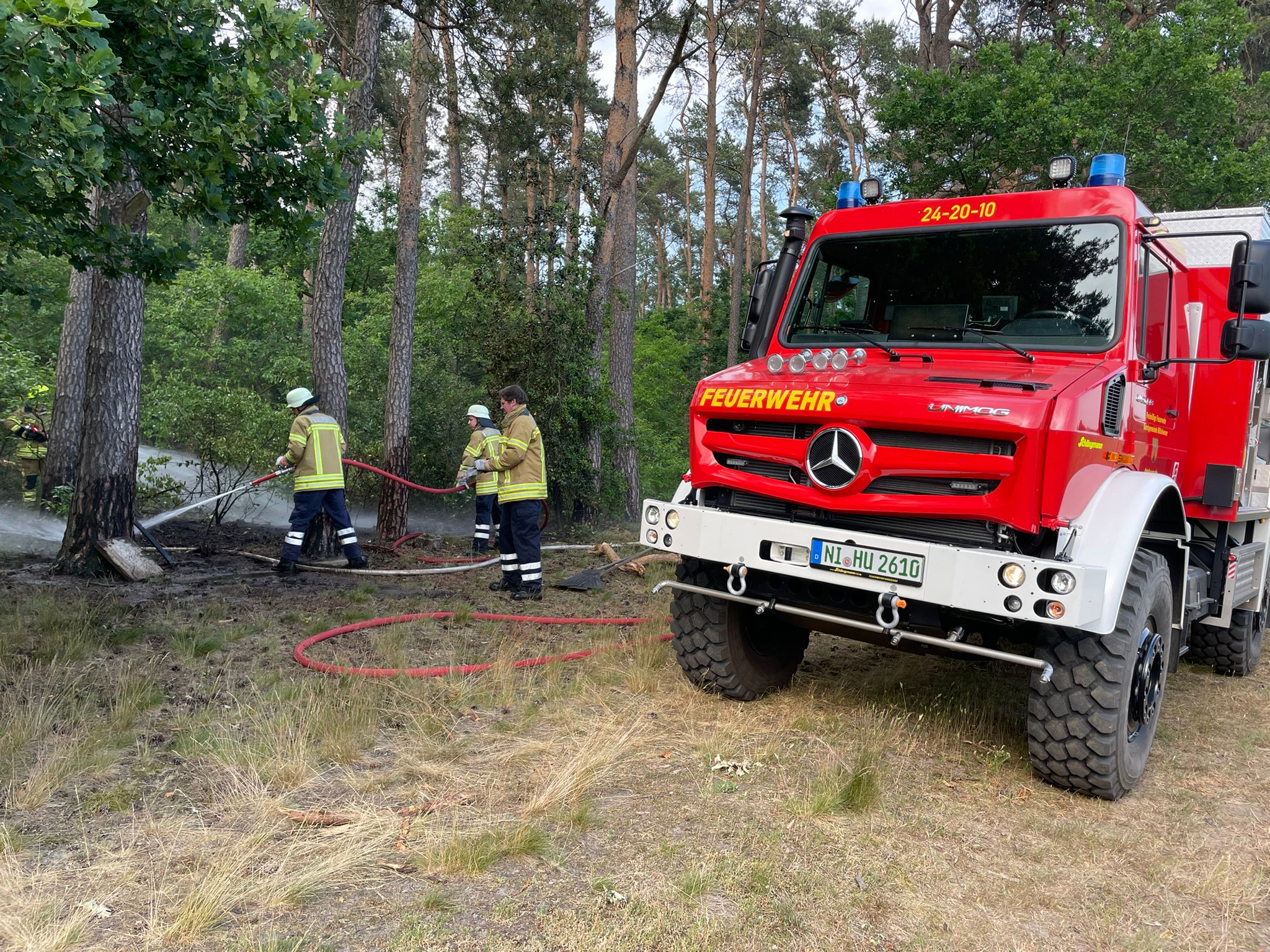 Löscharbeiten an der Einsatzstelle